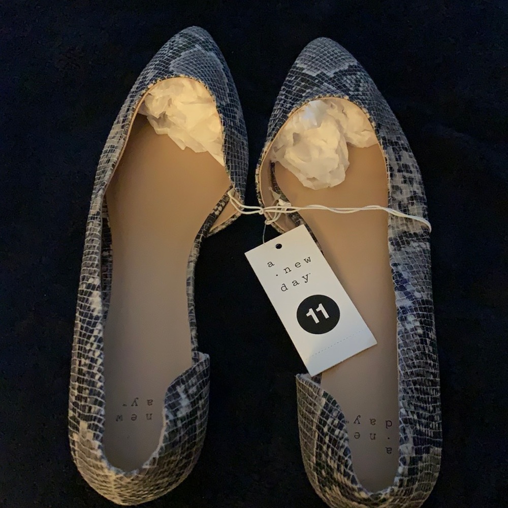 Cute Spring Flat
